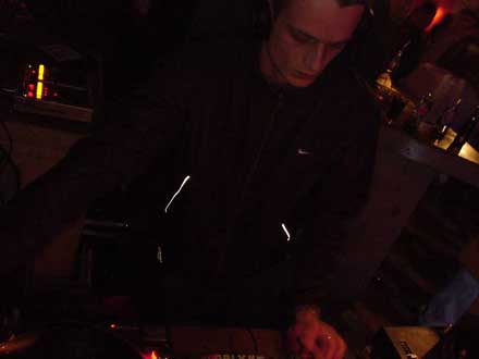 B-Major - Ground Kontrol